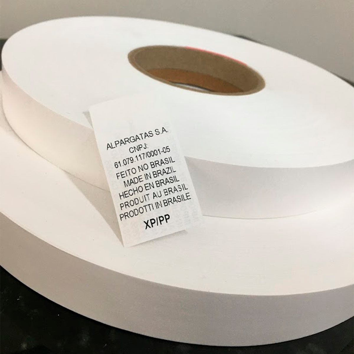 ETIQUETAS DE COMPOSIÇÃO EM ROLO